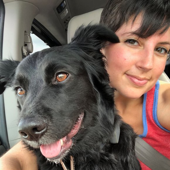 Meet your Posher, Lauren - Picture 1 of 2